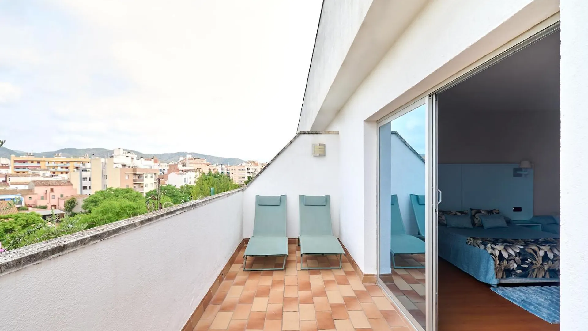 Ramblas Vendrell 엘벤드렐 4*,  스페인